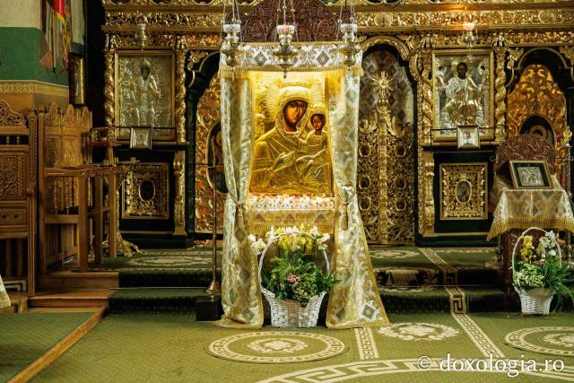 Schitul Vovidenia Neamț