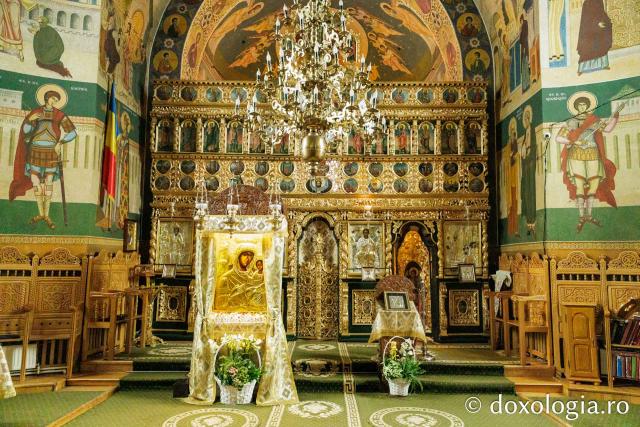 Schitul Vovidenia Neamț