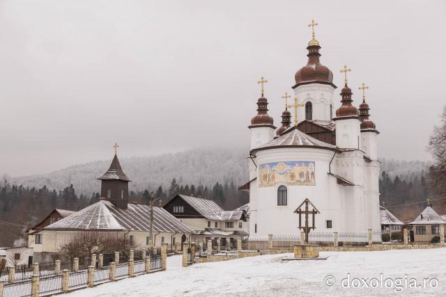 Schitul Vovidenia Neamț