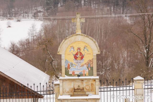 Schitul Vovidenia Neamț