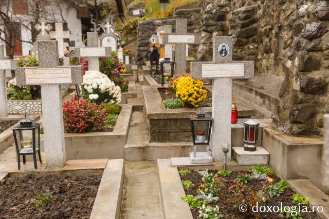 Cimitirul Mănăstirii Râmeț