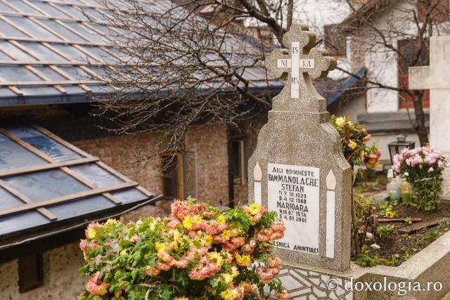 Cimitirul Mănăstirii Râmeț