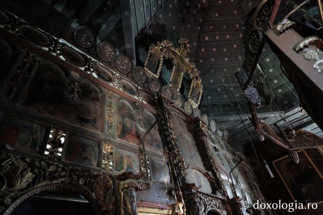 Catepeteasma din secolul al XVII-lea din biserica din Jigoreni