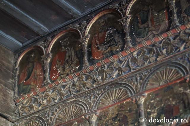 Catepeteasma din secolul al XVII-lea din biserica din Jigoreni