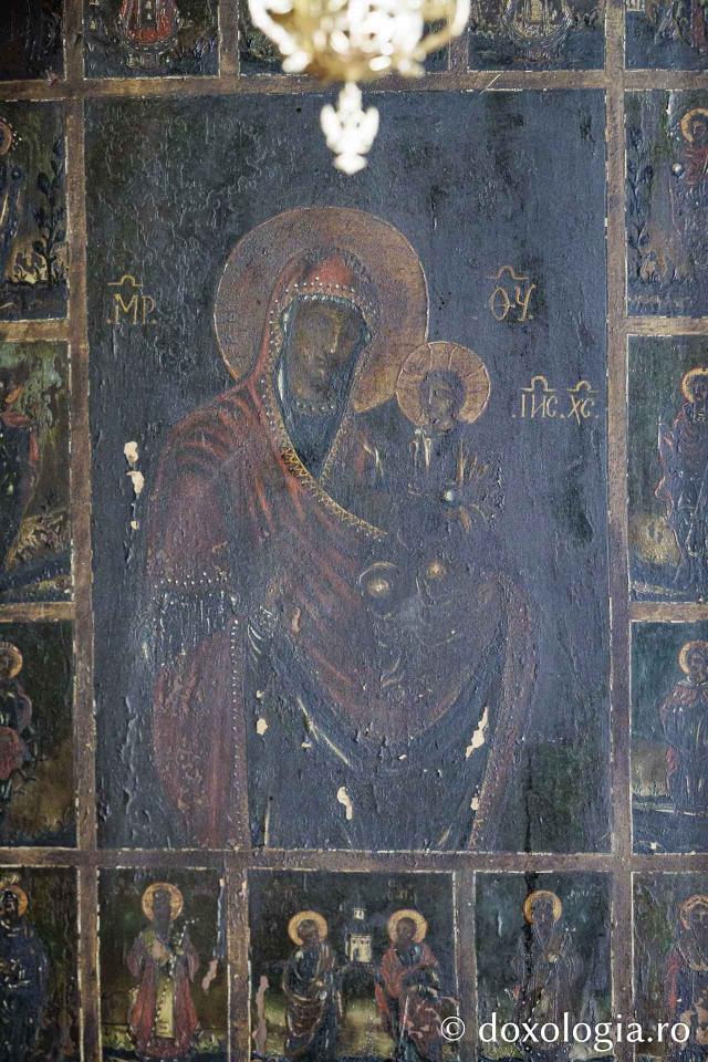 Catepeteasma din secolul al XVII-lea din biserica din Jigoreni