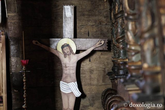 Catepeteasma din secolul al XVII-lea din biserica din Jigoreni