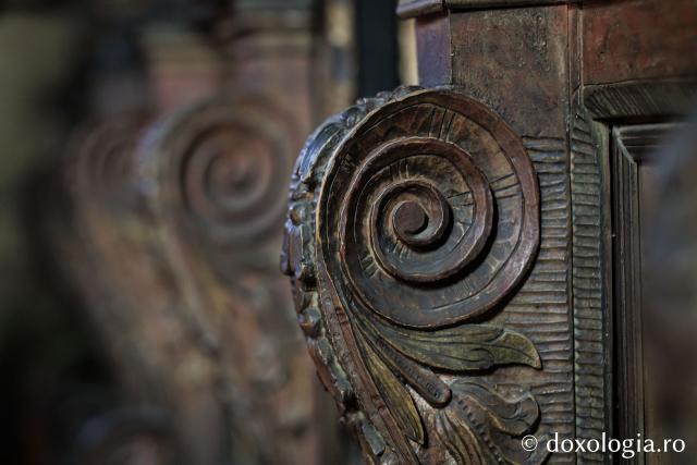 Catepeteasma din secolul al XVII-lea din biserica din Jigoreni