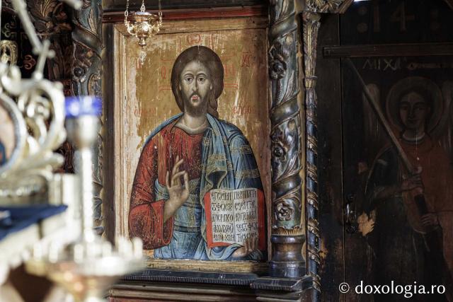 Catepeteasma din secolul al XVII-lea din biserica din Jigoreni