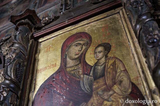 Catepeteasma din secolul al XVII-lea din biserica din Jigoreni