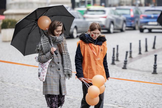 (Foto) „Solidaritate pentru amândoi” – Marșul pentru viață de la Iași, 2026