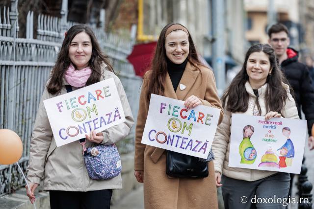 (Foto) „Solidaritate pentru amândoi” – Marșul pentru viață de la Iași, 2026