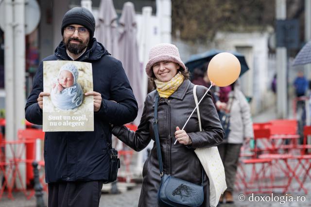 (Foto) „Solidaritate pentru amândoi” – Marșul pentru viață de la Iași, 2026