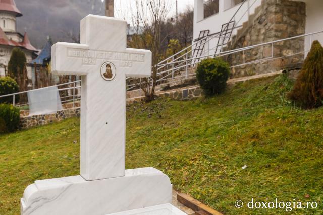 Cimitirul Mănăstirii Râmeț