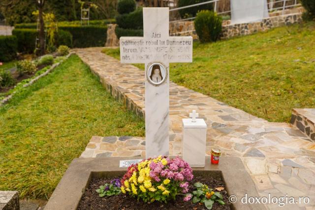 Cimitirul Mănăstirii Râmeț