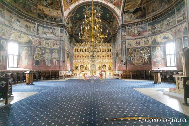 Biserica „Sfântul Nicolae” din ostrovul Cernicăi