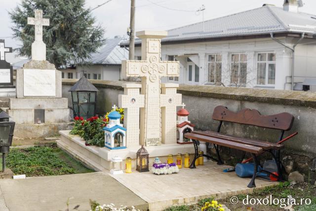 Cimitirul Mănăstirii Pasărea
