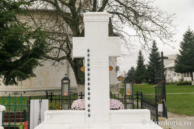Cimitirul Mănăstirii Pasărea