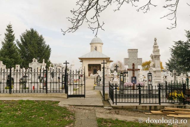 Cimitirul Mănăstirii Pasărea