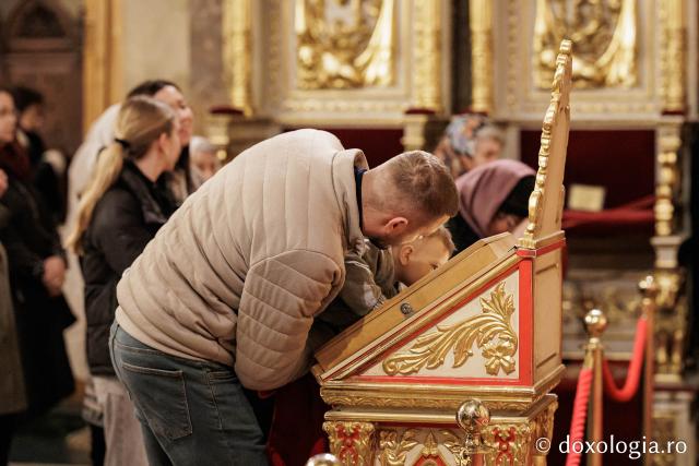 Denia Acatistului Bunei Vestiri la Catedrala mitropolitană din Iași
