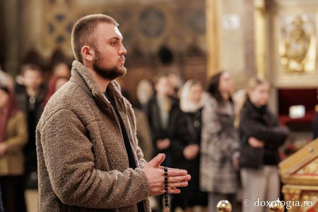 Denia Acatistului Bunei Vestiri la Catedrala mitropolitană din Iași