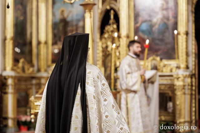 Denia Acatistului Bunei Vestiri la Catedrala mitropolitană din Iași