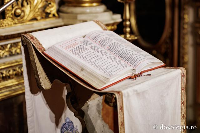 Denia Acatistului Bunei Vestiri la Catedrala mitropolitană din Iași