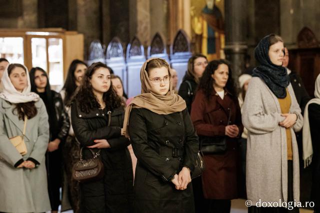 Denia Acatistului Bunei Vestiri la Catedrala mitropolitană din Iași