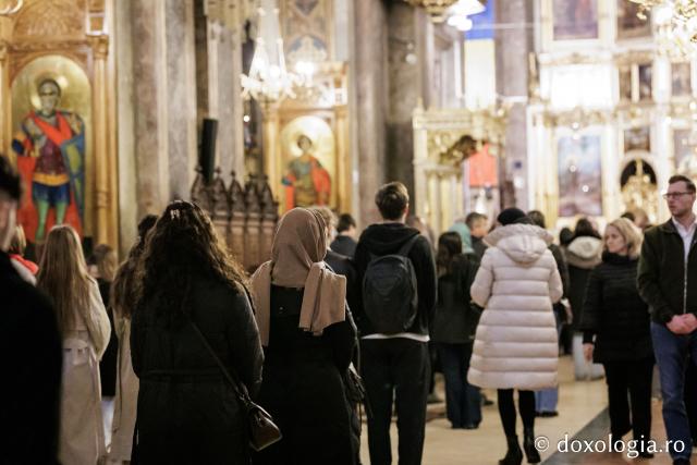 Denia Acatistului Bunei Vestiri la Catedrala mitropolitană din Iași
