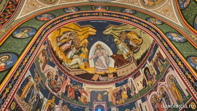 Mănăstirea Brazi – lăcaș de rugăciune și închinare la moaștele Sfântului Sfințit Mucenic Teodosie