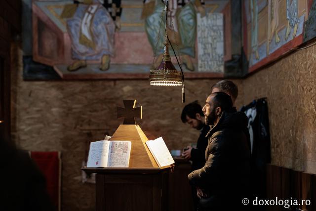 Sfânta Liturghie din Joia Mare la Parohia „Sf. Maxim Mărturisitorul - Sf. Grigorie Palama” Copou