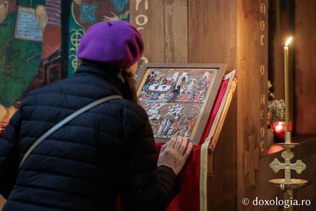 Sfânta Liturghie din Joia Mare la Parohia „Sf. Maxim Mărturisitorul - Sf. Grigorie Palama” Copou