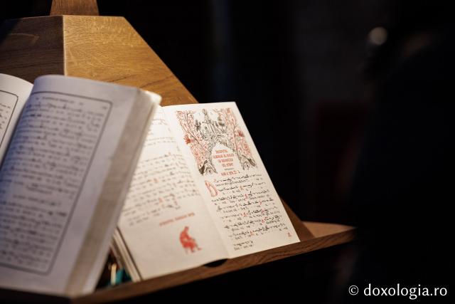 Sfânta Liturghie din Joia Mare la Parohia „Sf. Maxim Mărturisitorul - Sf. Grigorie Palama” Copou