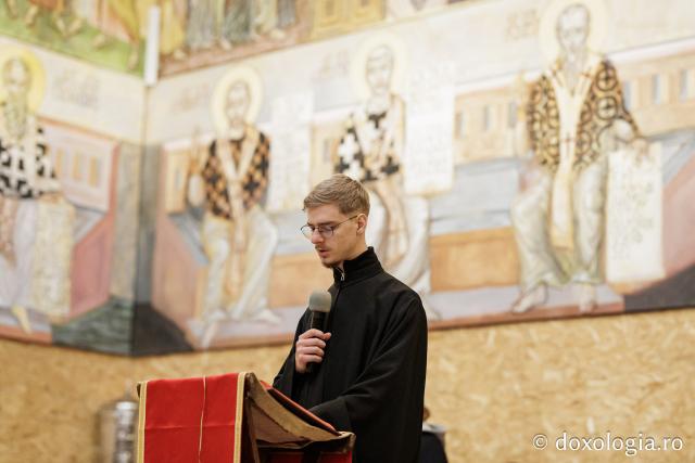 Sfânta Liturghie din Joia Mare la Parohia „Sf. Maxim Mărturisitorul - Sf. Grigorie Palama” Copou