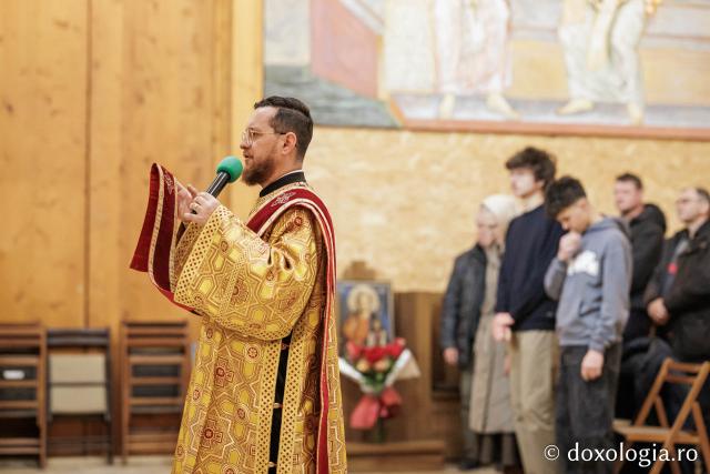 Sfânta Liturghie din Joia Mare la Parohia „Sf. Maxim Mărturisitorul - Sf. Grigorie Palama” Copou