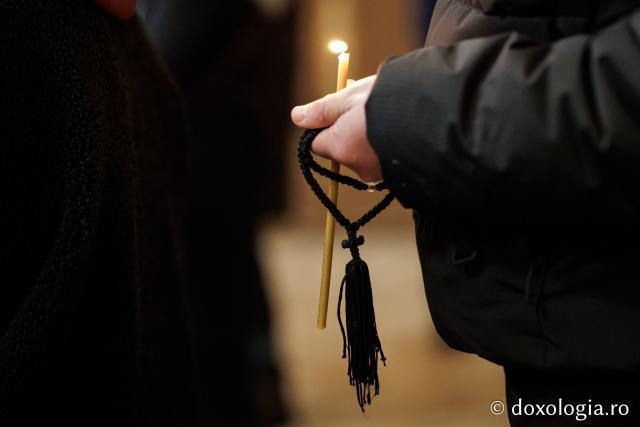 Sfânta Liturghie din Joia Mare la Parohia „Sf. Maxim Mărturisitorul - Sf. Grigorie Palama” Copou