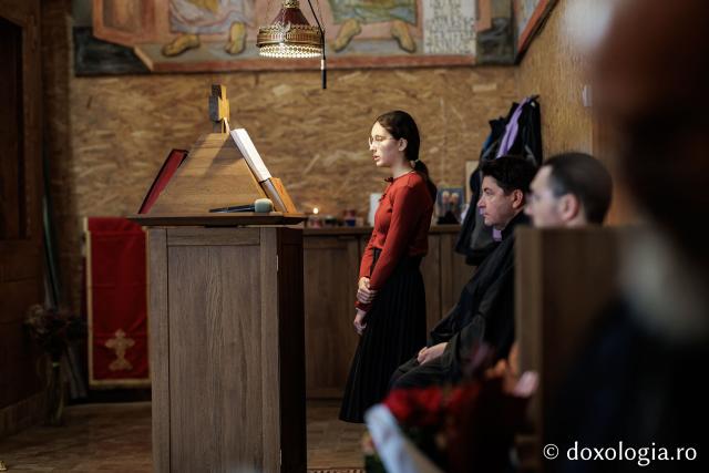 Sfânta Liturghie din Joia Mare la Parohia „Sf. Maxim Mărturisitorul - Sf. Grigorie Palama” Copou