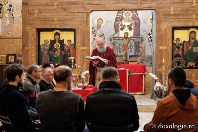 Sfânta Liturghie din Joia Mare la Parohia „Sf. Maxim Mărturisitorul - Sf. Grigorie Palama” Copou