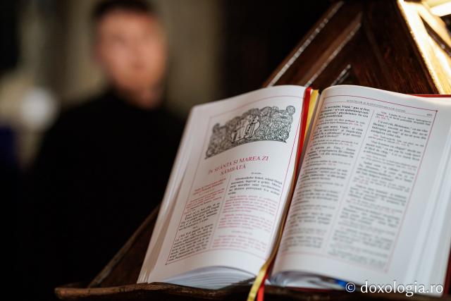 (Foto) Prohodul Domnului la Catedrala Mitropolitana din Iași – 2026