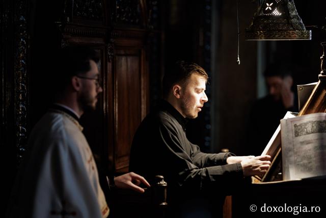 (Foto) Prohodul Domnului la Catedrala Mitropolitana din Iași – 2026