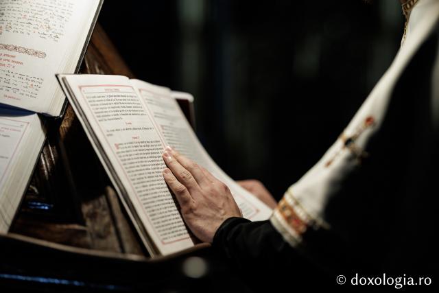 (Foto) Prohodul Domnului la Catedrala Mitropolitana din Iași – 2026