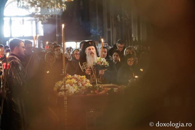 (Foto) Prohodul Domnului la Catedrala Mitropolitana din Iași – 2026