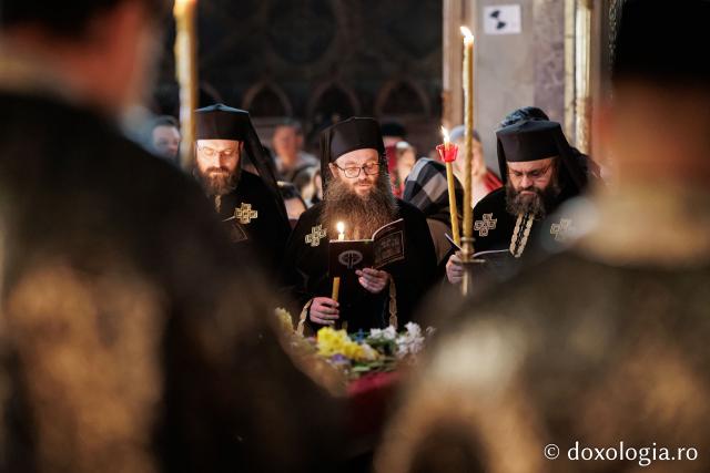 (Foto) Prohodul Domnului la Catedrala Mitropolitana din Iași – 2026