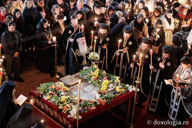 (Foto) Prohodul Domnului la Catedrala Mitropolitana din Iași – 2026