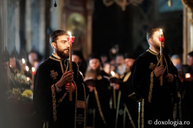 (Foto) Prohodul Domnului la Catedrala Mitropolitana din Iași – 2026