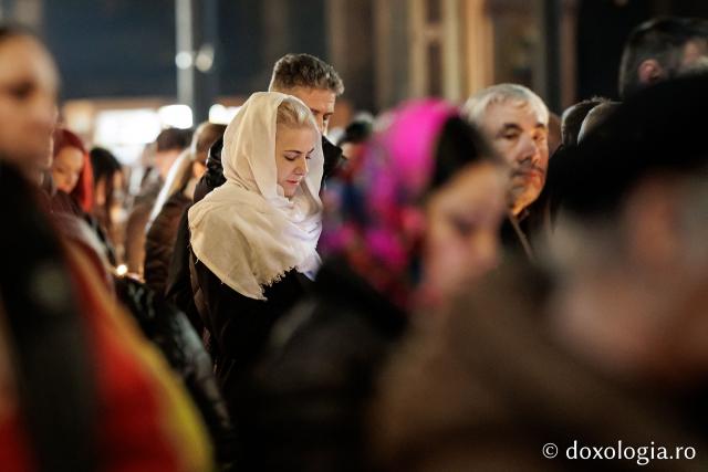 (Foto) Prohodul Domnului la Catedrala Mitropolitana din Iași – 2026