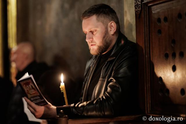 (Foto) Prohodul Domnului la Catedrala Mitropolitana din Iași – 2026