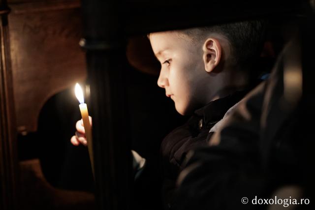 (Foto) Prohodul Domnului la Catedrala Mitropolitana din Iași – 2026