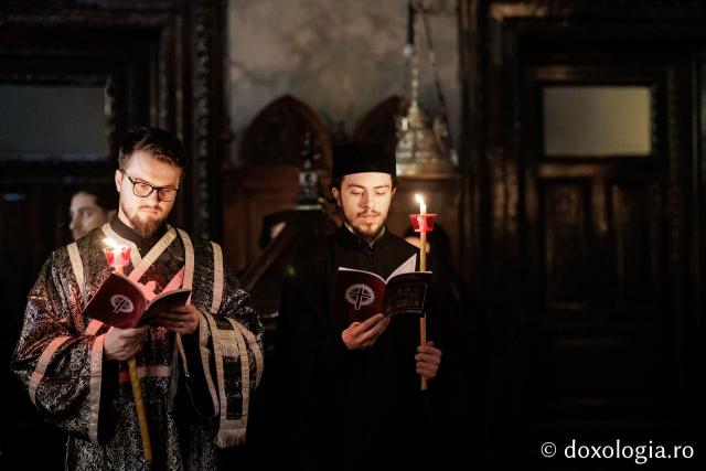 (Foto) Prohodul Domnului la Catedrala Mitropolitana din Iași – 2026