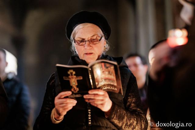 (Foto) Prohodul Domnului la Catedrala Mitropolitana din Iași – 2026