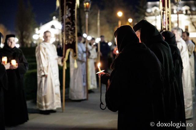 (Foto) Prohodul Domnului la Catedrala Mitropolitana din Iași – 2026